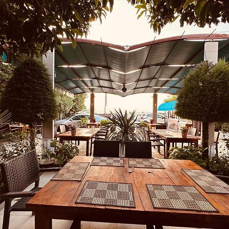 Hotel Saint Marena Поградец Екстериор снимка